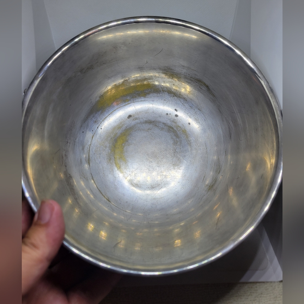Pair Of Vintage Oneida Paul Revere Reproduction Silver-Colored Metal Bowls - Picture 3 of 6